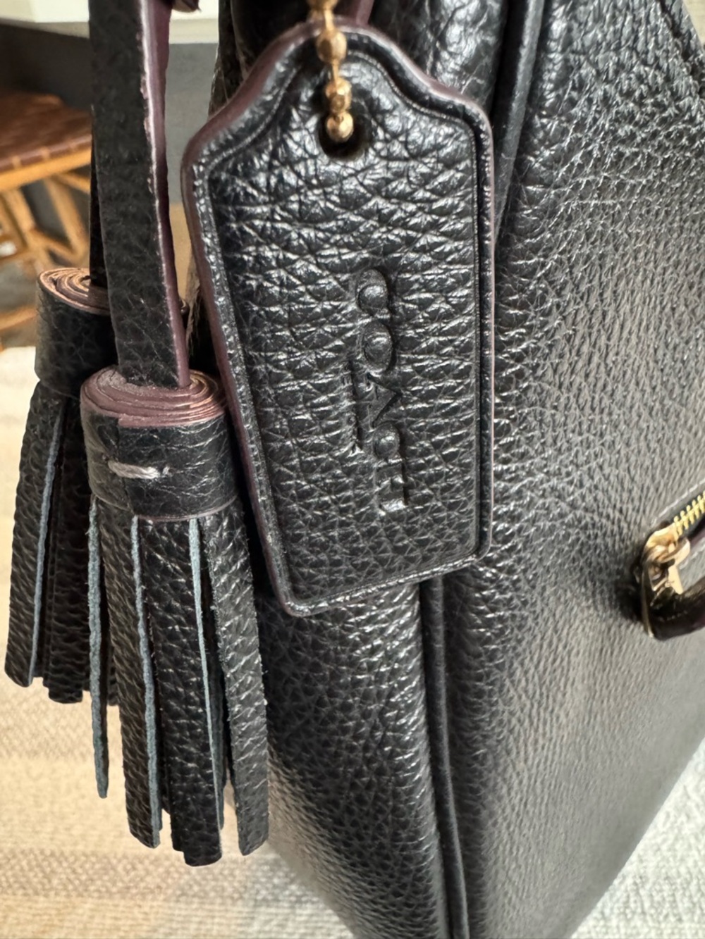 Coach Black Pebbled Leather Hobo Shoulder Bag with Gold Hardware - Picture 5 of 7